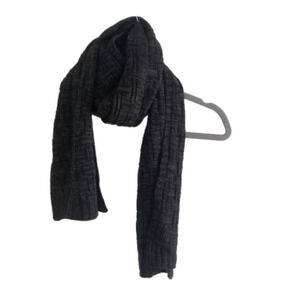 NWT  Charcoal Tip Top Bellissimo Warm Scarf